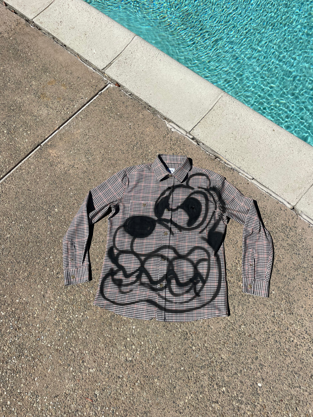 Dogg Button Up Size Medium